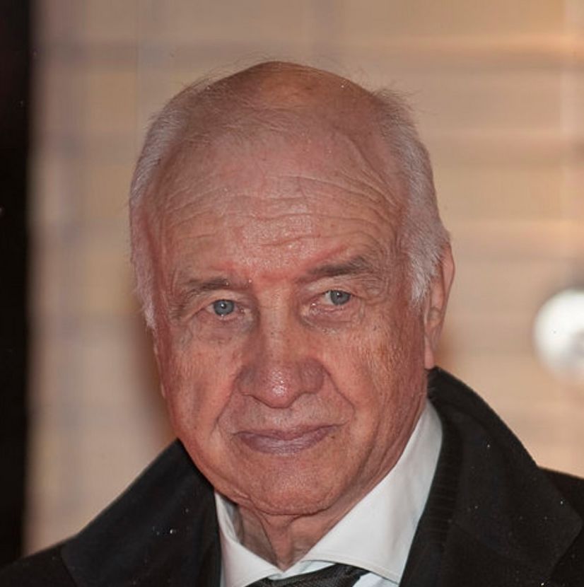 Armin MuellerStahl Galerie CC